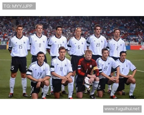 足球明星夺冠时穿的衣服究竟价值多少背后的故事与意义分析 足球明星夺冠时穿的衣服究竟价值多少背后的故事与意义分析