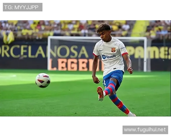 带球技术出众的足球明星们盘点与精彩瞬间回顾